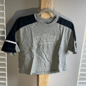 Nike Cropped Sportswear Tee